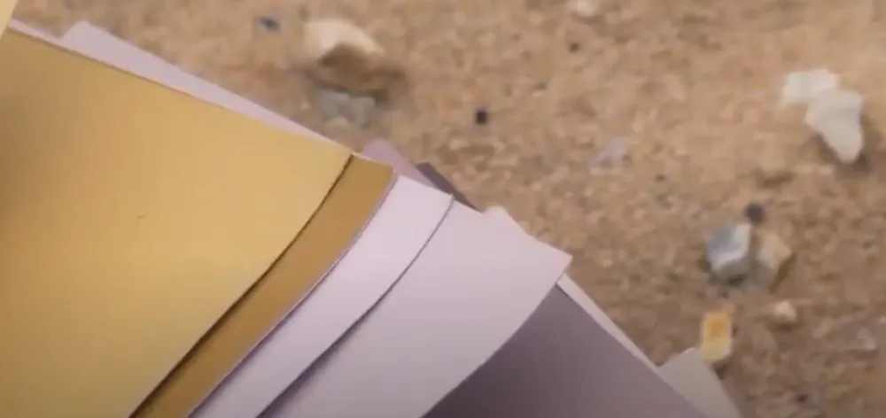 Для фасадов предпочтительны светлые и пастельные тона, которые меньше нагреваются на солнце. Для фасадов предпочтительны светлые и пастельные тона, которые меньше нагреваются на солнце.