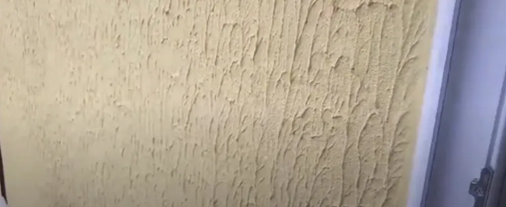 Соблюдайте рекомендации производителя по температуре и влажности воздуха, а также по избеганию прямого солнечного света и осадков во время покраски. Соблюдайте рекомендации производителя по температуре и влажности воздуха, а также по избеганию прямого солнечного света и осадков во время покраски.